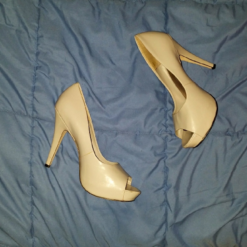 Jessica Simpson Lilac Grey Heels