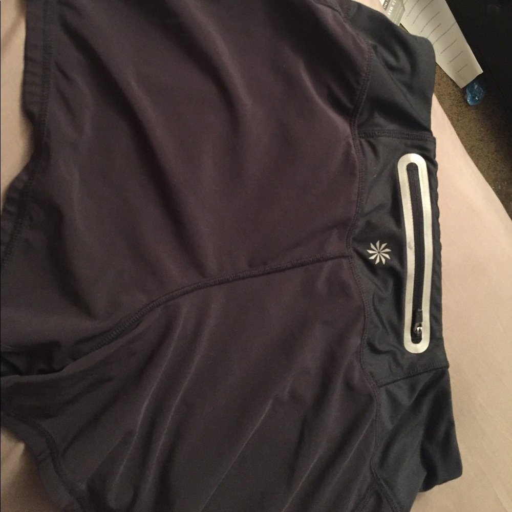 Athleta shorts size small