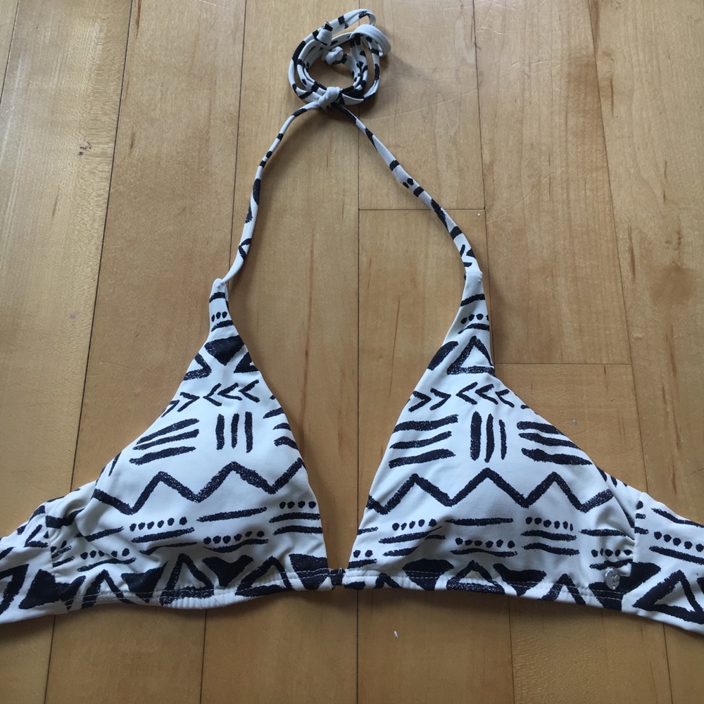 Billabong Bikini Top - Size Medium 👙