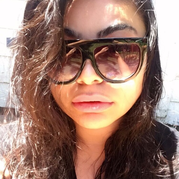 "Daaaaamn Gina" Oversized Shadow Flat Top Aviators - Picture 4 of 4