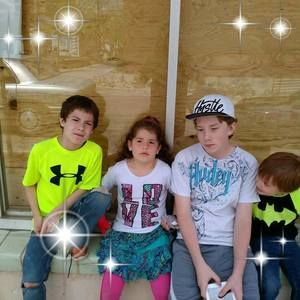 Meet your Posher, Gade