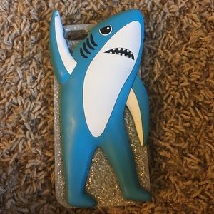 Katy perry left shark iPhone 6s case
