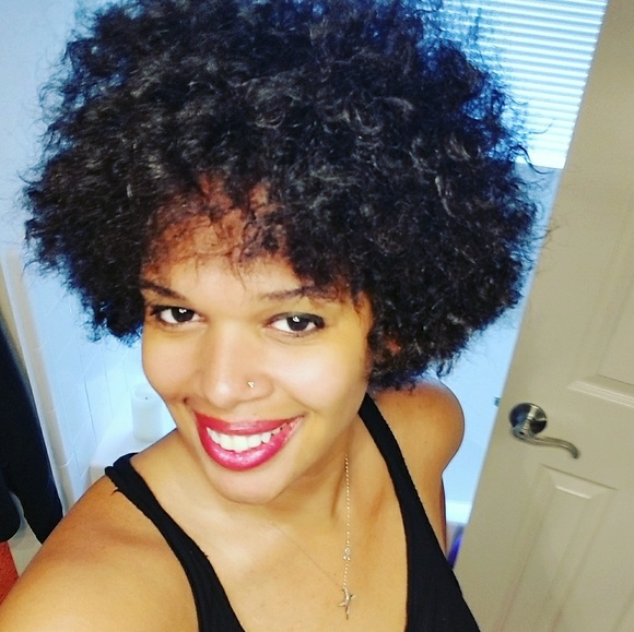 Meet your Posher, Jacqueline - Picture 1 of 1