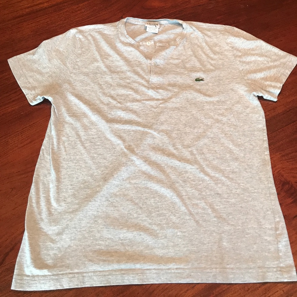 Lacoste 2 button t-shirt