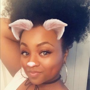 Meet your Posher, Whitney