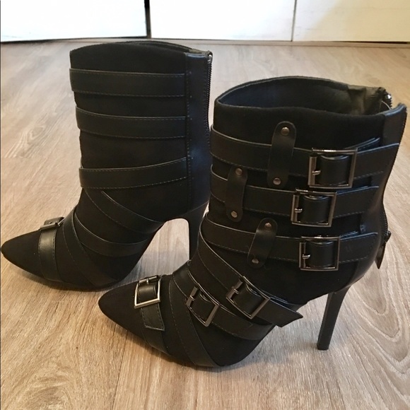 Black suede strappy boots - Picture 2 of 5
