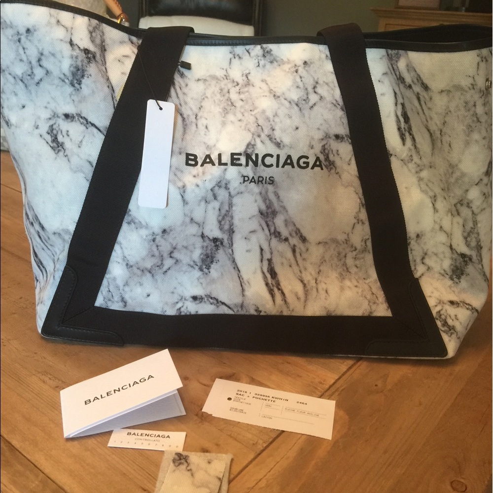 ❤️❤️REDUCED❤️❤️FS Balenciaga Cabas Tote Large