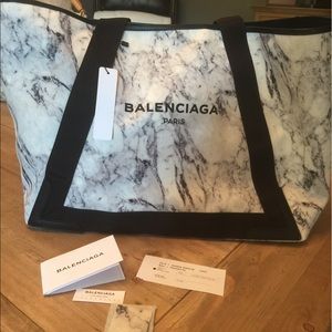 ❤️❤️REDUCED❤️❤️FS Balenciaga Cabas Tote Large