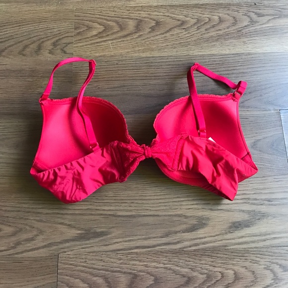 Victoria's Secret Push-Up Front Clasp Bra NWOT - Picture 3 of 6