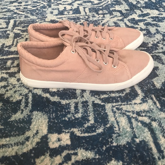 Super comfy rocket dogs! - Picture 2 of 4