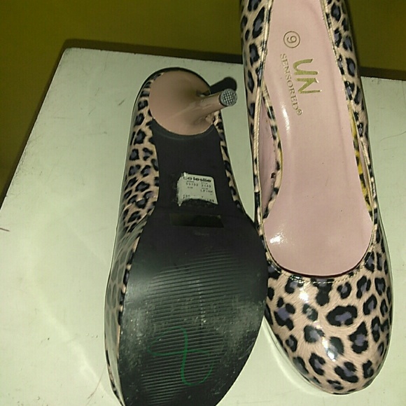 Heels - Picture 2 of 3