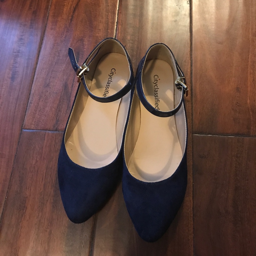 NEW Navy Flats