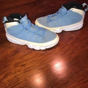 Jordan retro 9 Pantone