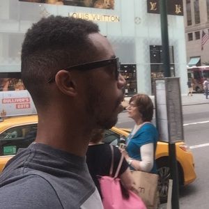 Meet your Posher, Carl