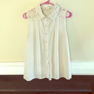 Sleeveless button down