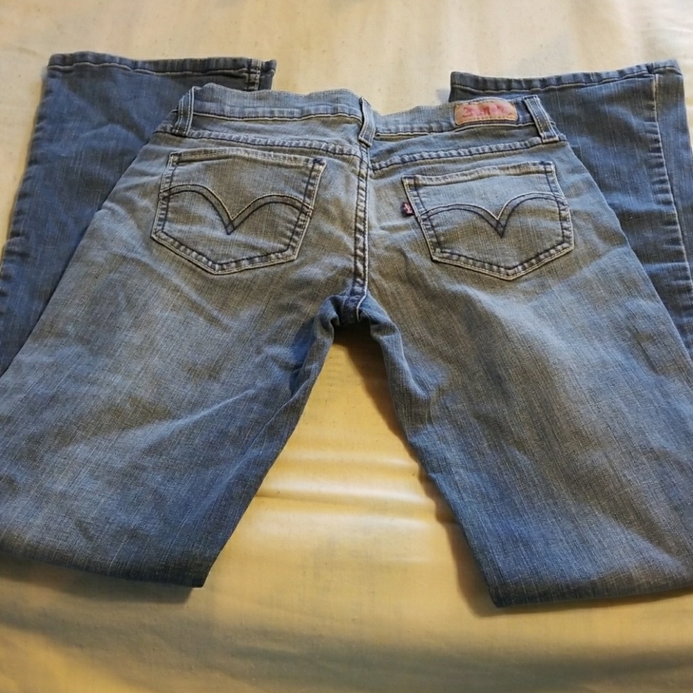 Levi jeans
