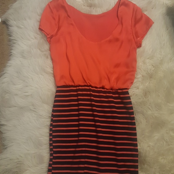 Cute Summer Dress - Picture 2 of 3