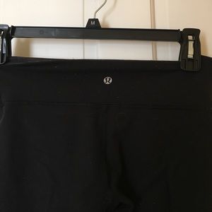 LULULEMON black/gray strip reversible leggings