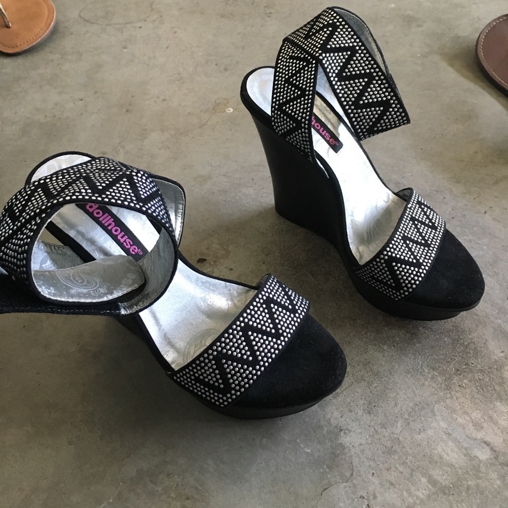 Dollhouse Platform Wedge heels studded