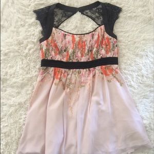 City chic floral dress