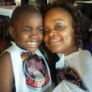 Meet your Posher, Andrea