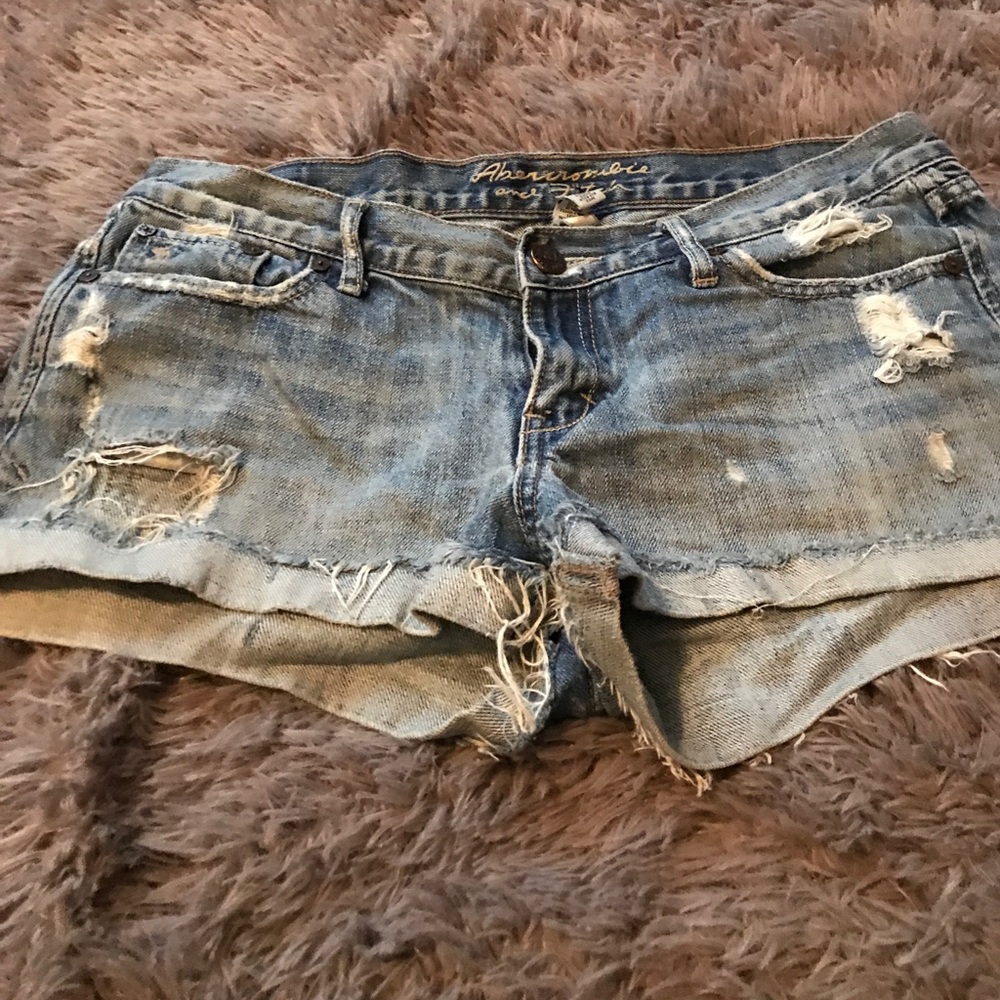 Cut off jean Abercrombie and fitch sz 8