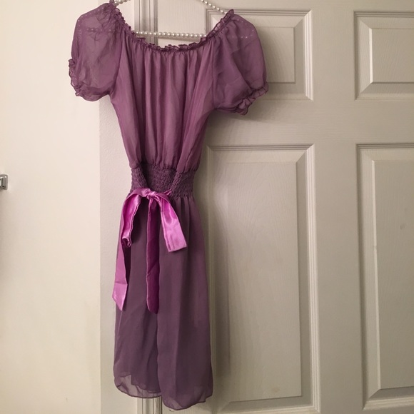 Dress - Picture 2 of 3