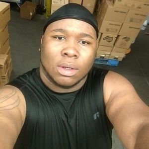 Meet your Posher, Dustin