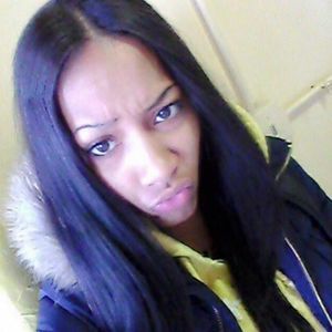 Meet your Posher, Crystal