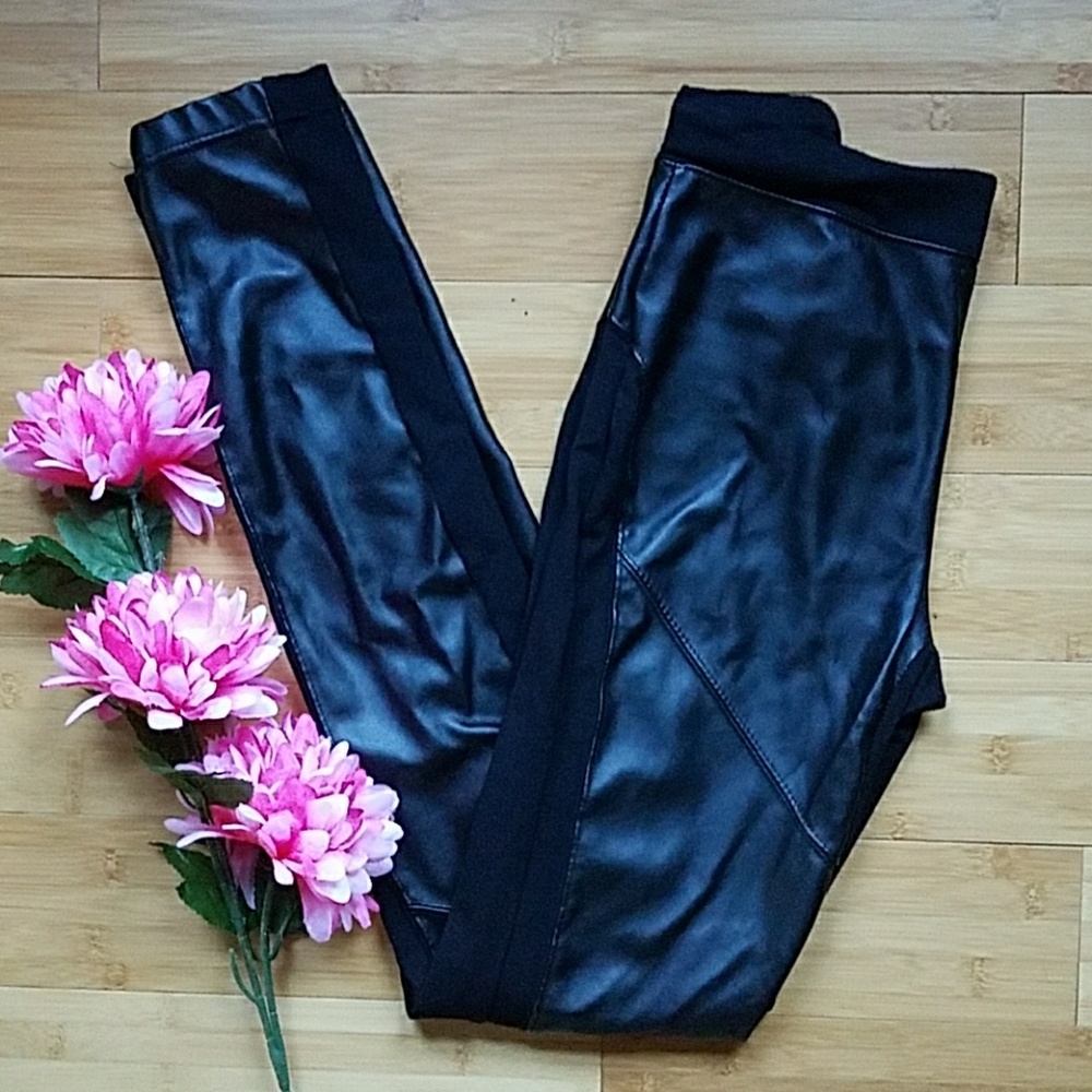 Faux leather leggings