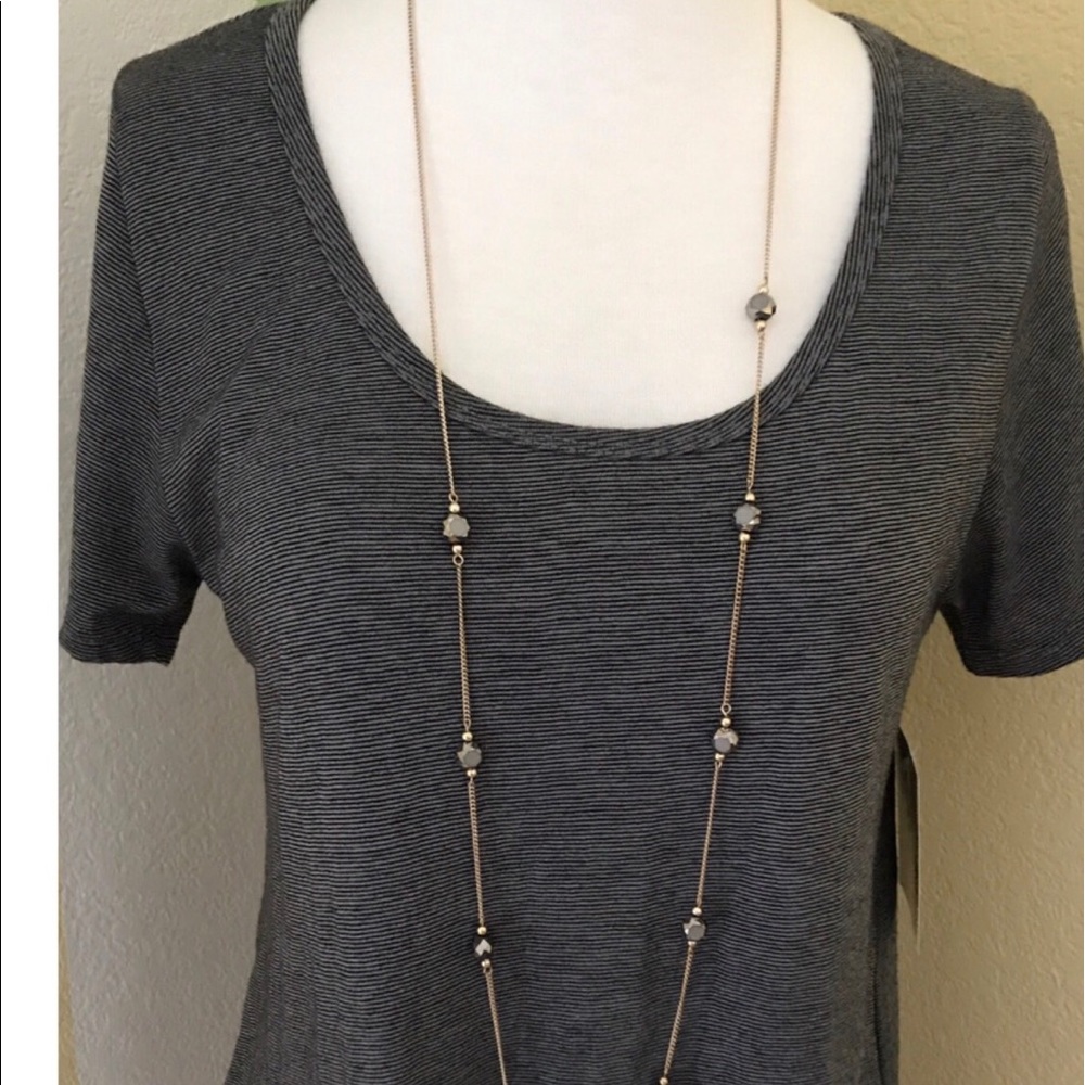 Lularoe Classic tee XS