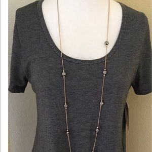 Lularoe Classic tee XS