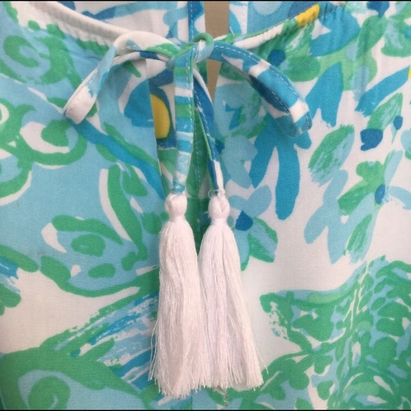 ❌SOLD❌ Lilly Pulitzer romper, xs - Picture 4 of 4