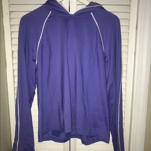 Sports pull over