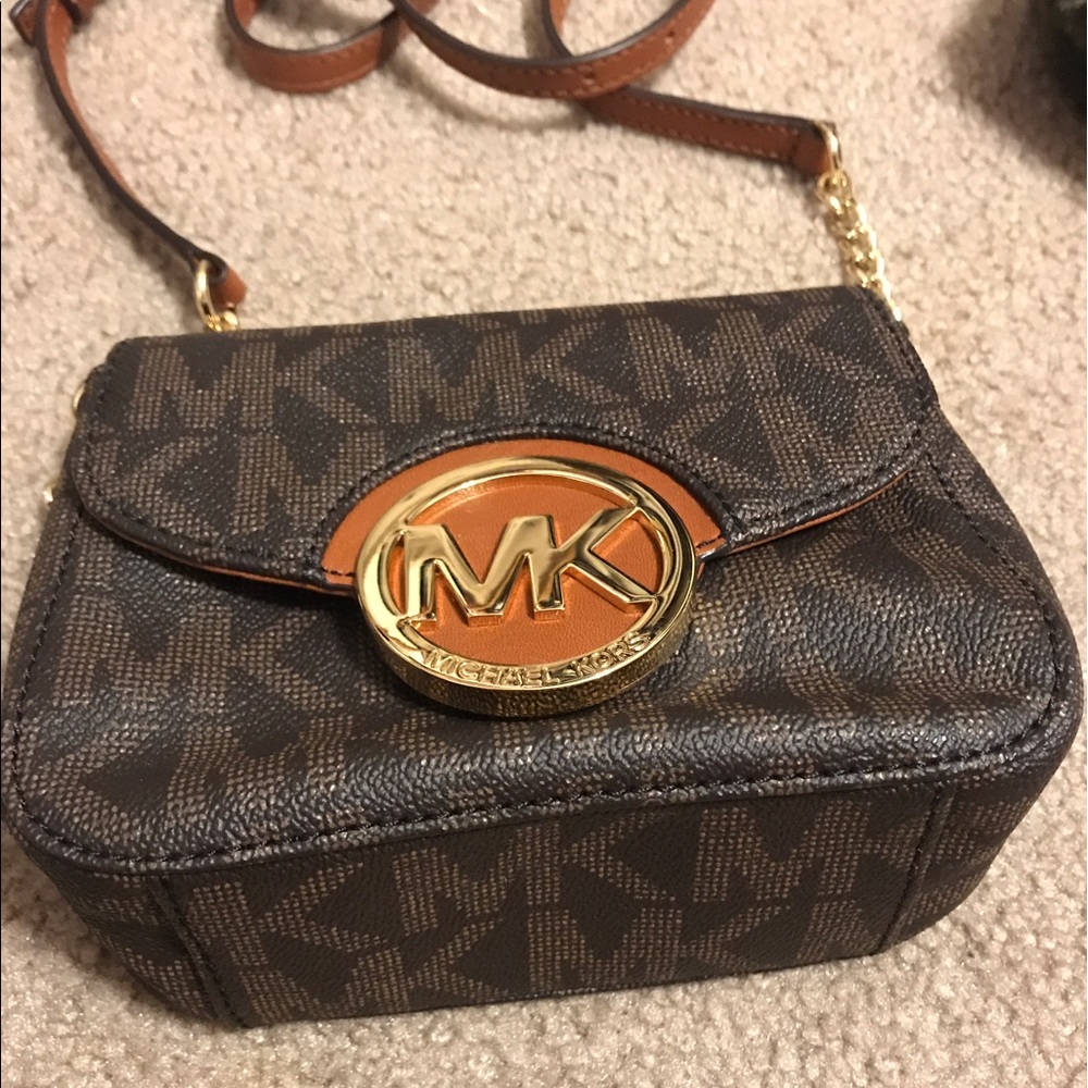 Brown Michael Kors signature cross body