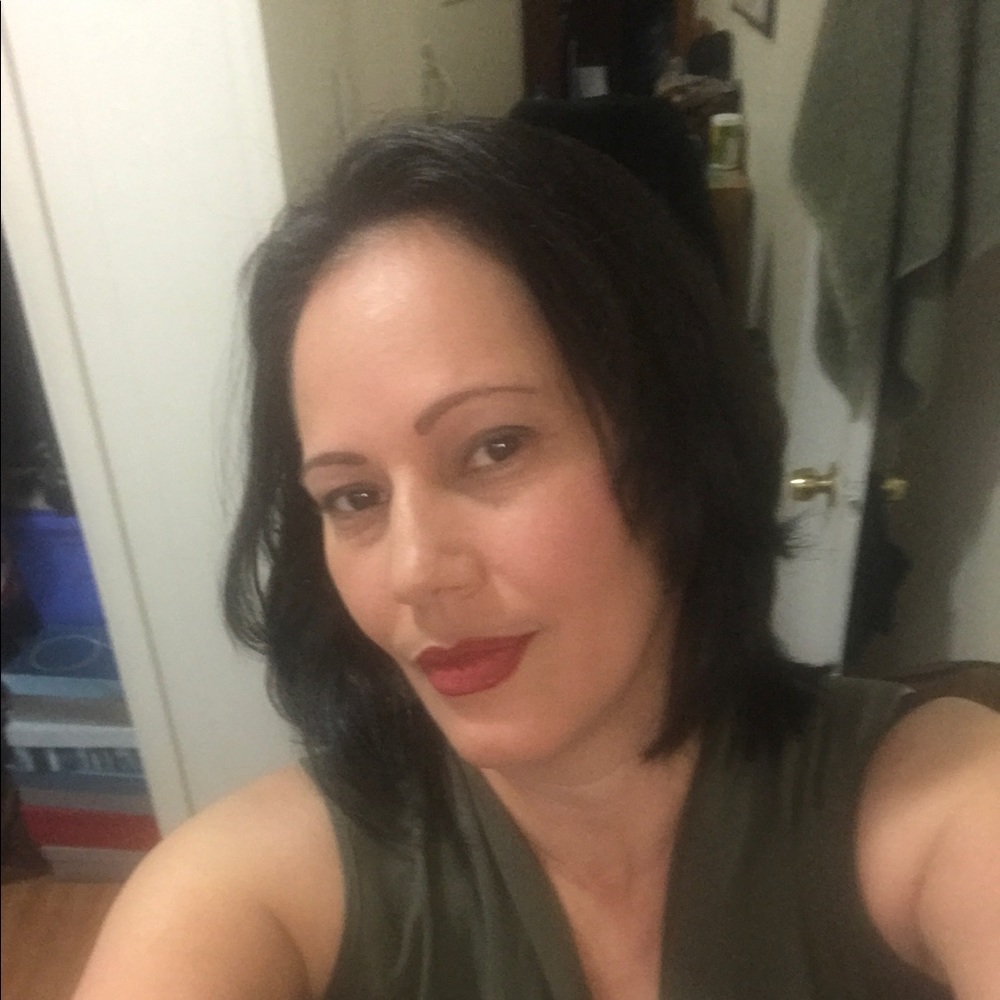 Meet your Posher, Carmen