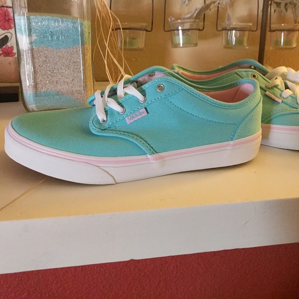 Super Cute Van's!