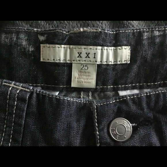 Jean shorts - Picture 3 of 3