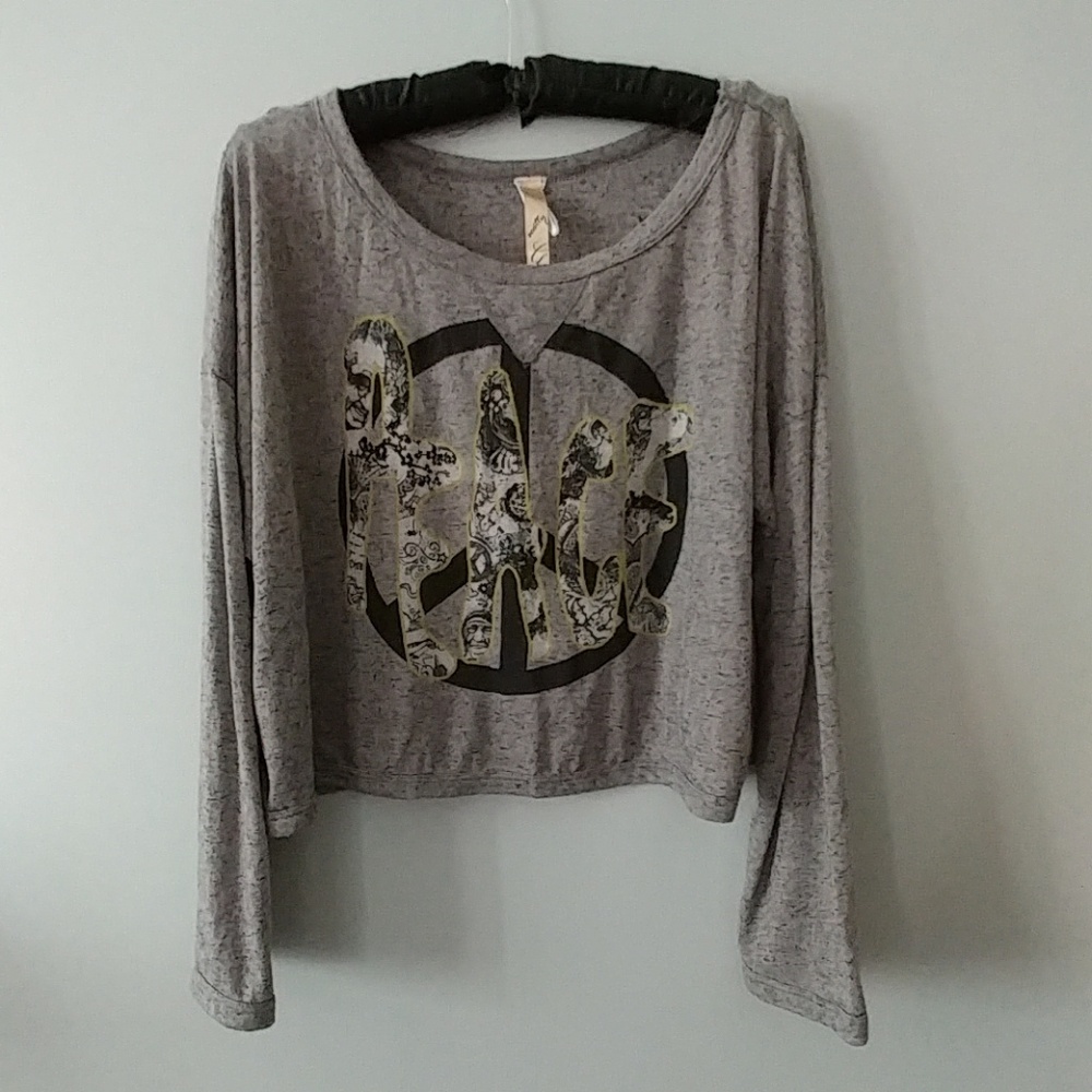 Peace top