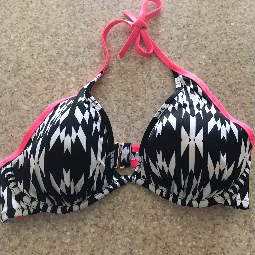 VS Bikini Top NWOT