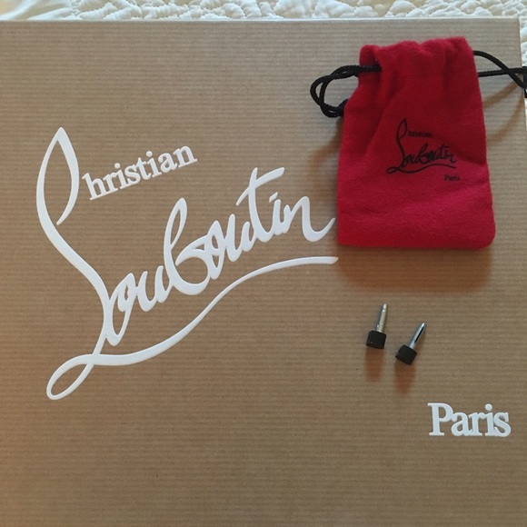 Christian Louboutin Black "So Kate" - Picture 3 of 10