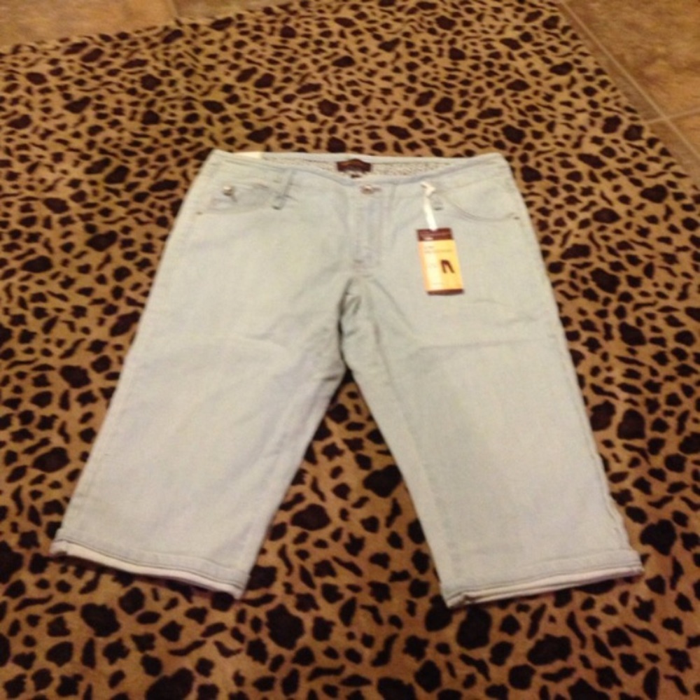 New Lee capris size 14 women's