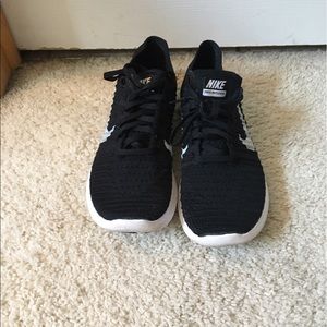 Nike free run-worn once