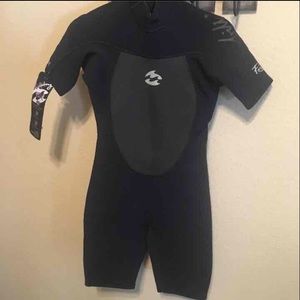 NWT Billabong Spring Wetsuit - Ladies 6