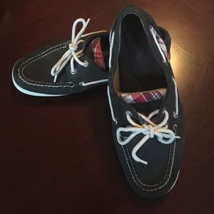 Sperry Topsider boat shoes size 9 (8M)