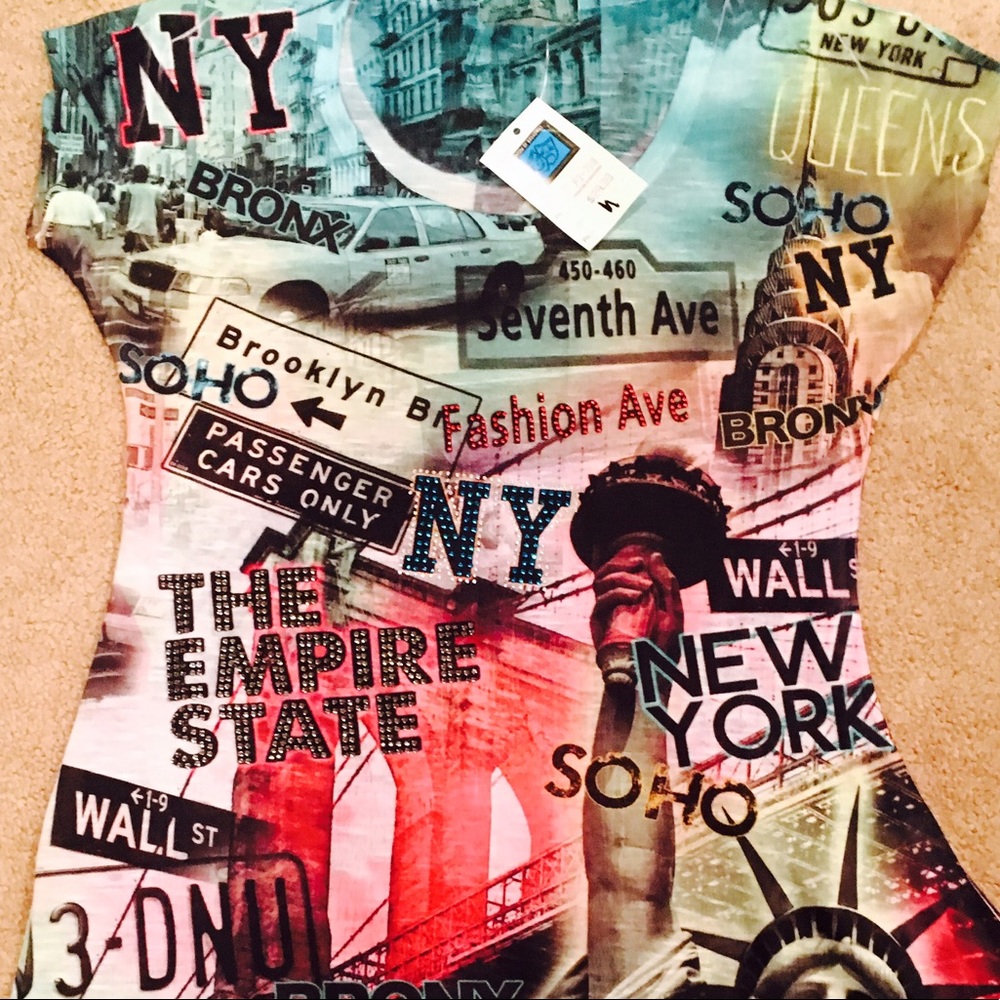 Colorful sparkly New York T-shirt