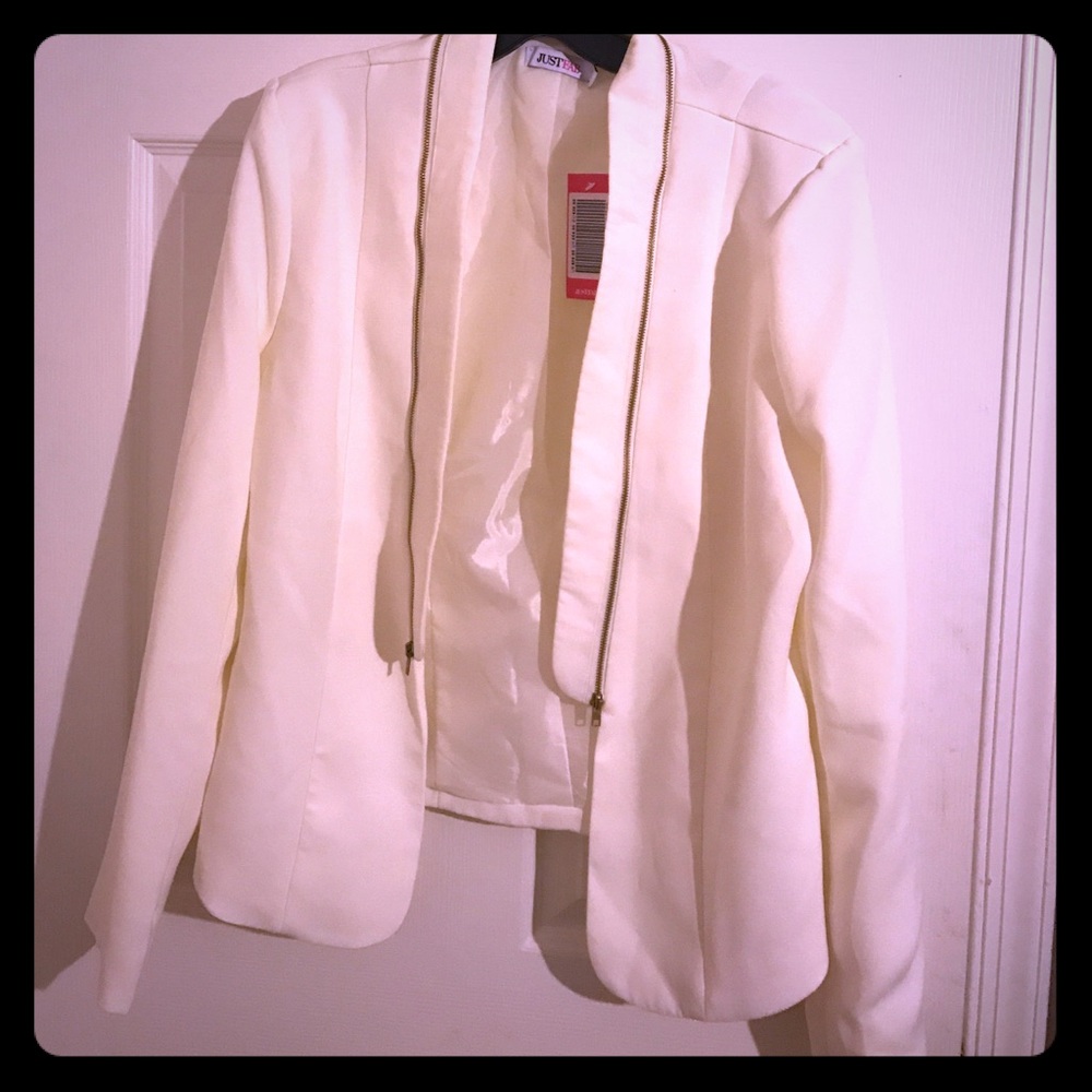 Brand new cream blazer
