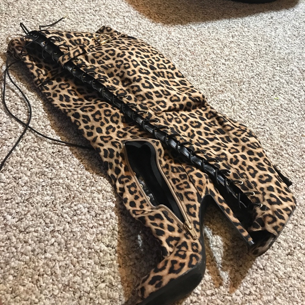 Thigh high Cheetah string up boots