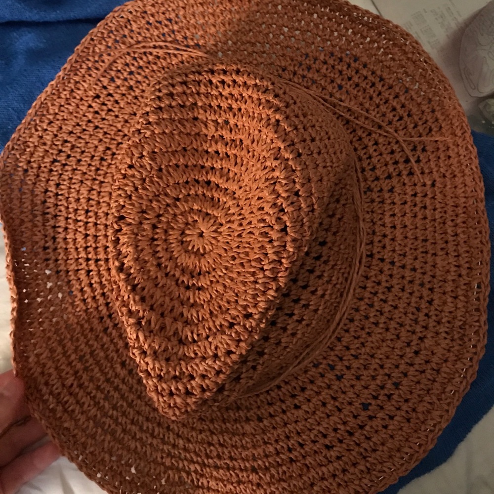 NWOT FREE PEOPLE HAT!
