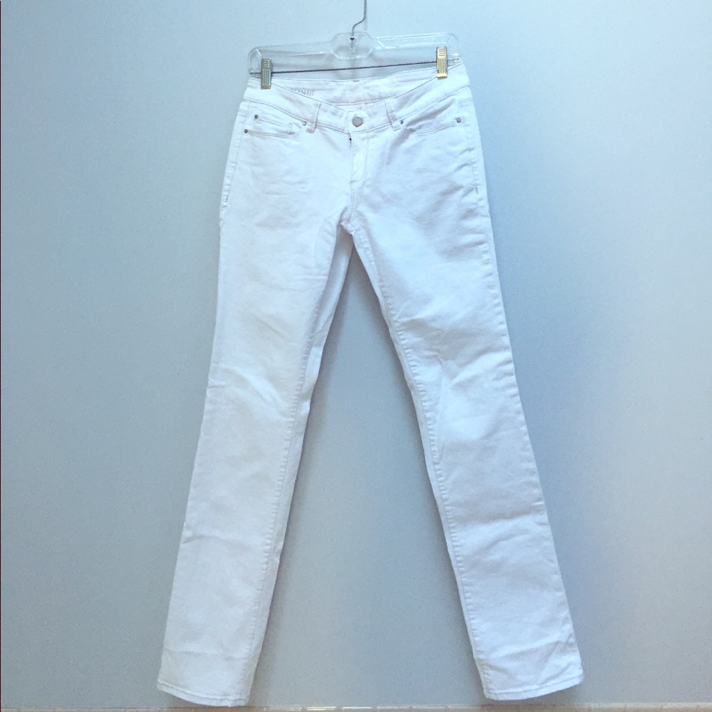 Ann Taylor white jeans, modern fit size 4